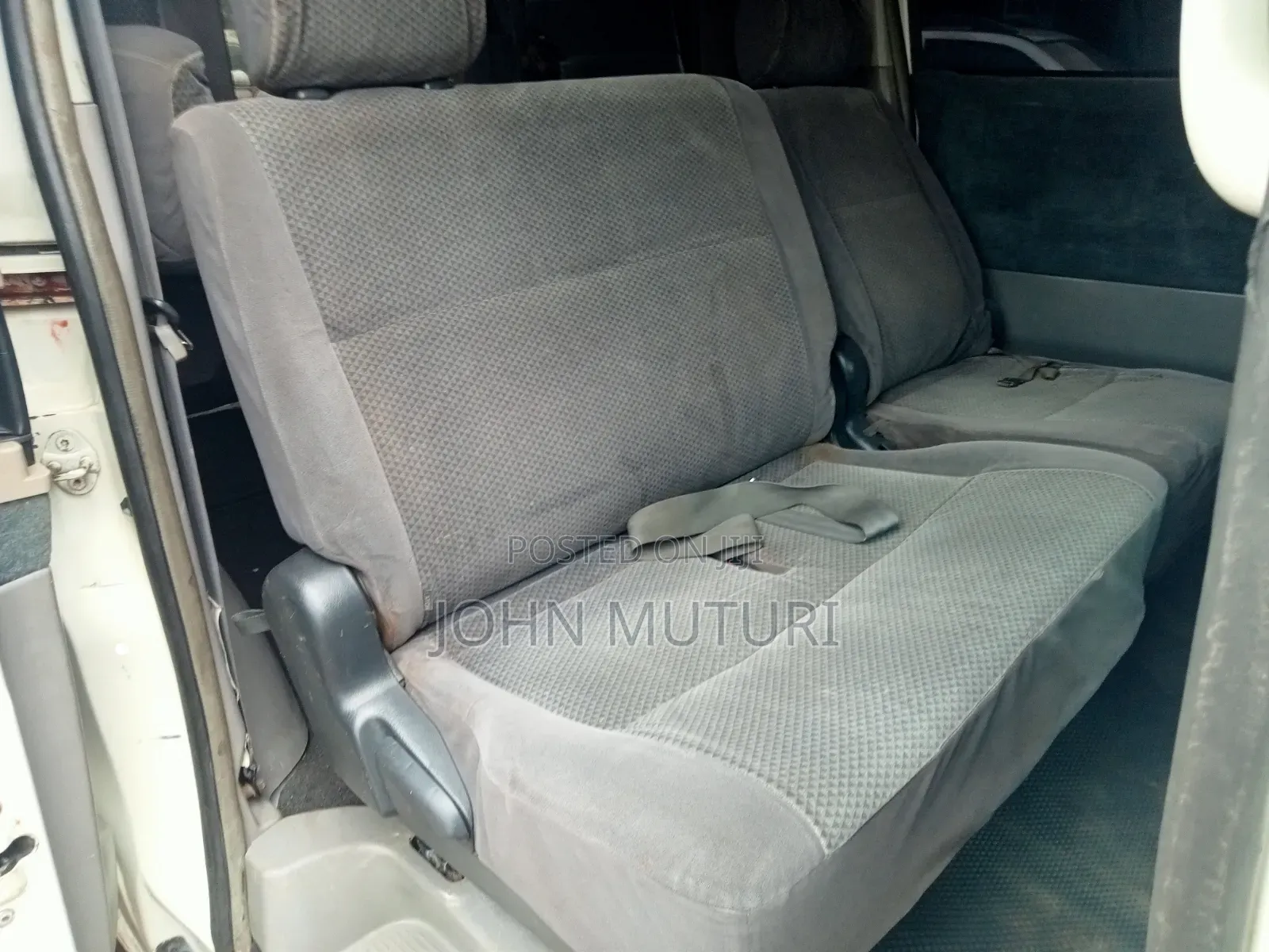 Toyota Voxy 2006 White