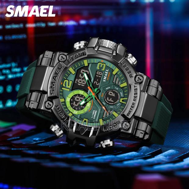 Smael Sport Fashioned Watch 8110