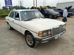 Mercedes-Benz C200 1980 White