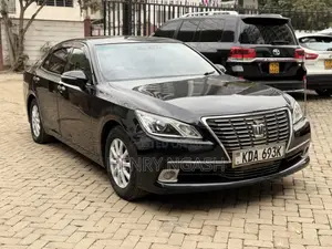 Toyota Crown 2013 Black