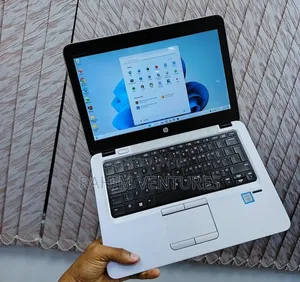 Laptop HP EliteBook 820 G4 8GB Intel Core i5 SSD 256GB