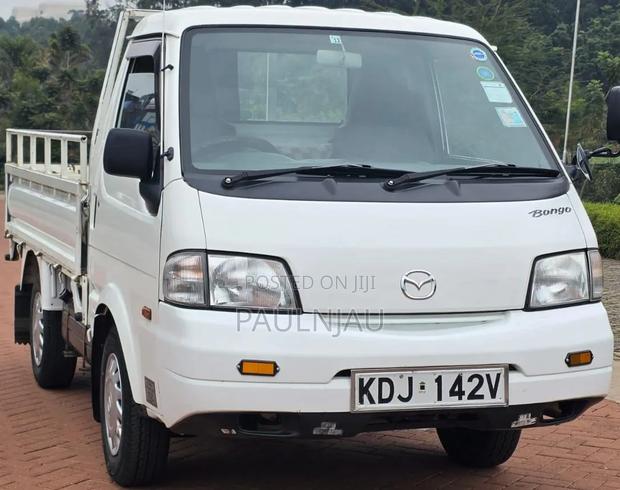 Mazda Bongo - thumbnail 3