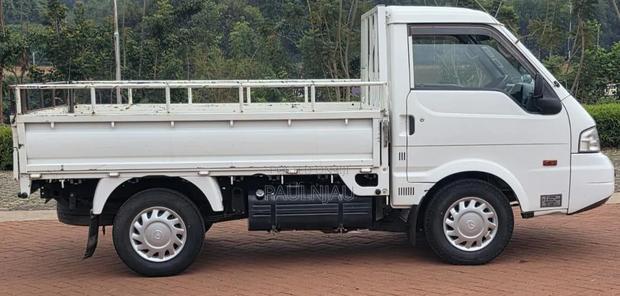 Mazda Bongo - thumbnail 6