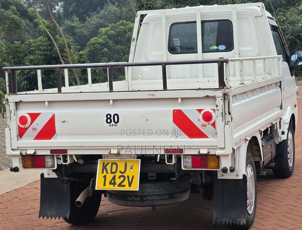 Mazda Bongo - thumbnail 7