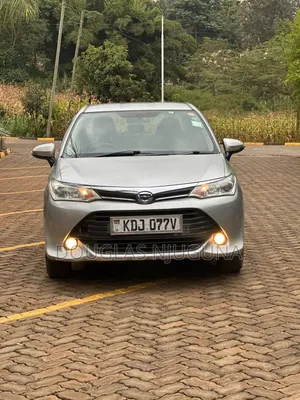 Toyota Axio 2015 Silver