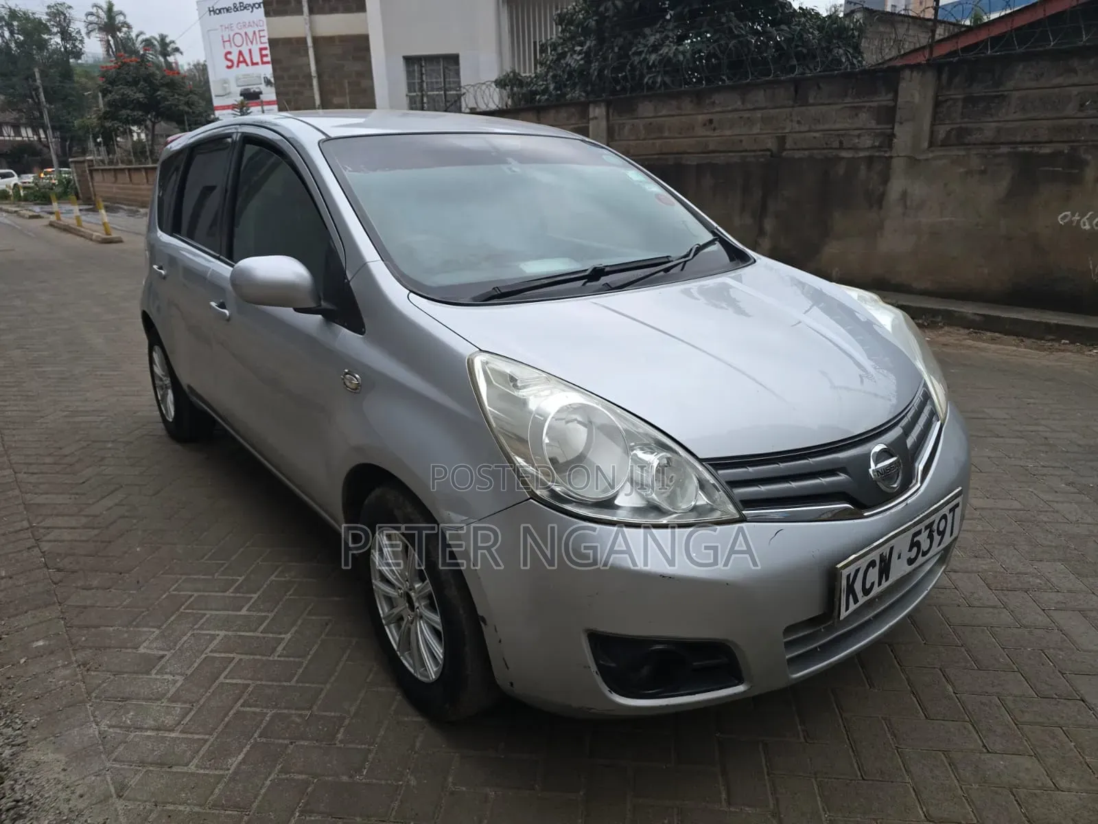 Nissan Note 2012 Silver