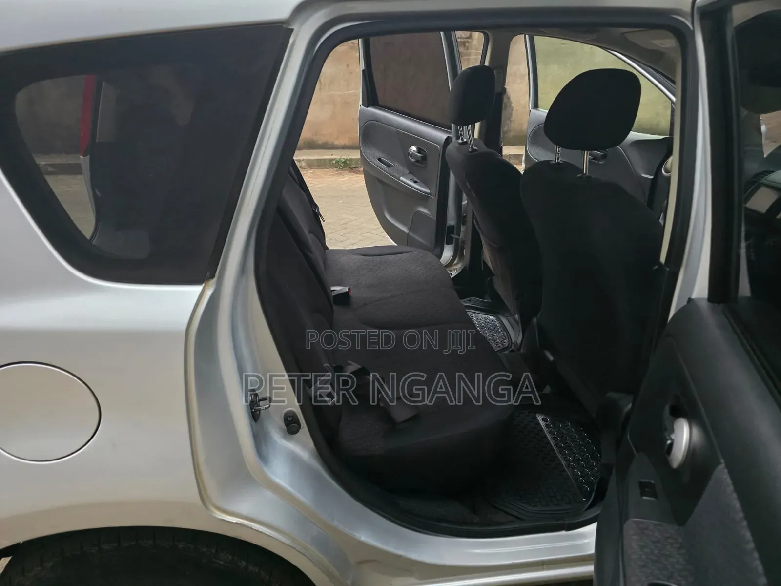 Nissan Note 2012 Silver