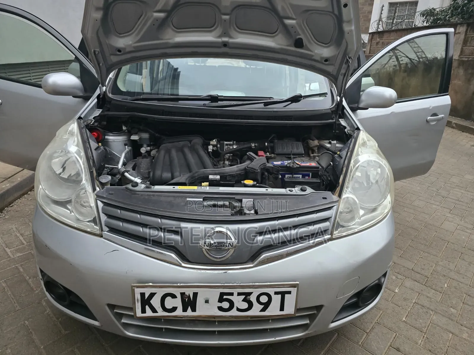 Nissan Note 2012 Silver