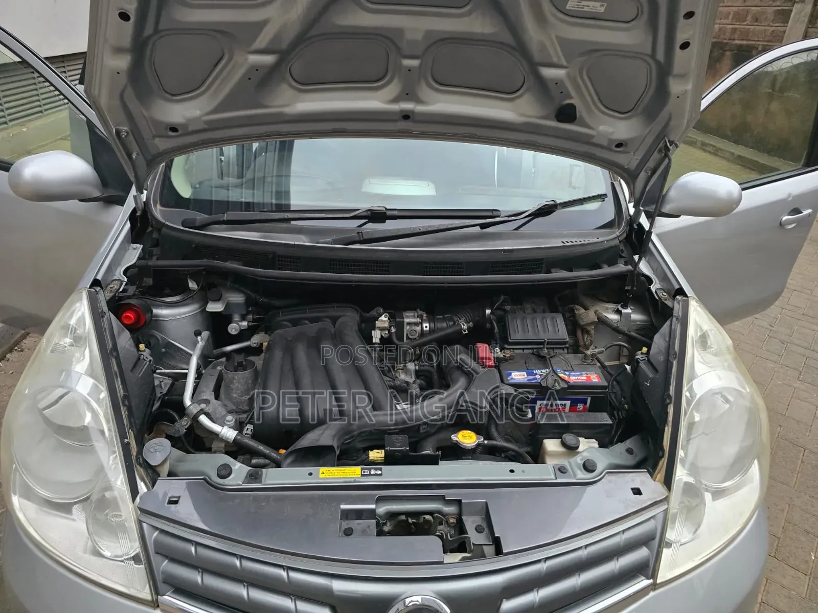 Nissan Note 2012 Silver