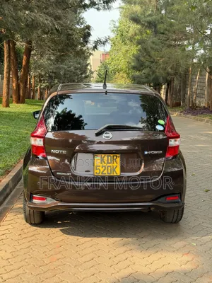 Nissan Note 2017 Burgundy