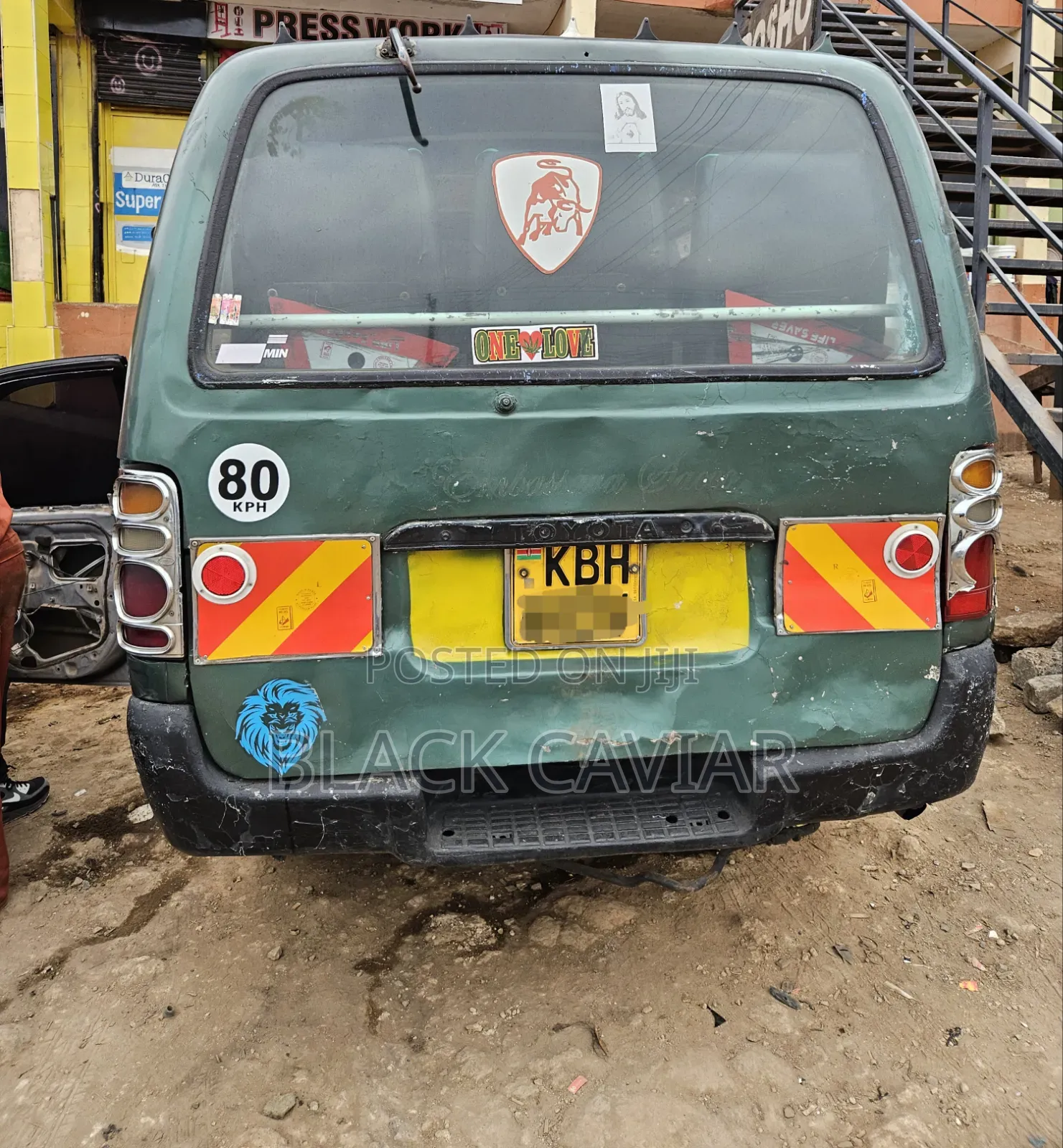 Toyota HiAce 2002 Green