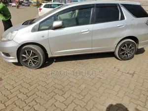 Honda Fit Shuttle 2012 Silver