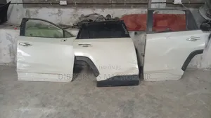 Toyota Rav 4 2020 Doors