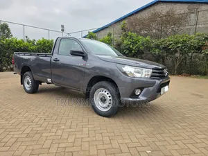 Toyota Hilux 2021 Gray
