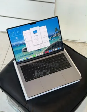 Laptop Apple MacBook Pro 2021 M1 32GB Apple M1 Pro SSD 1T