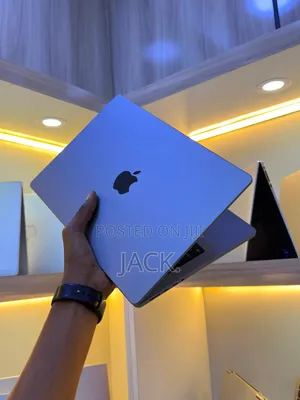 Laptop Apple MacBook Pro 2021 M1 32GB Apple M1 Pro SSD 512GB