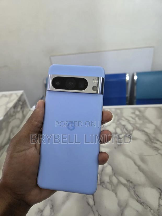 Google Pixel 8 Pro 256 GB Blue - main view