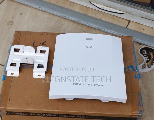 Grand Stream Gwn7630lr 2.4ghz 5ghz Dual-Band Access Point