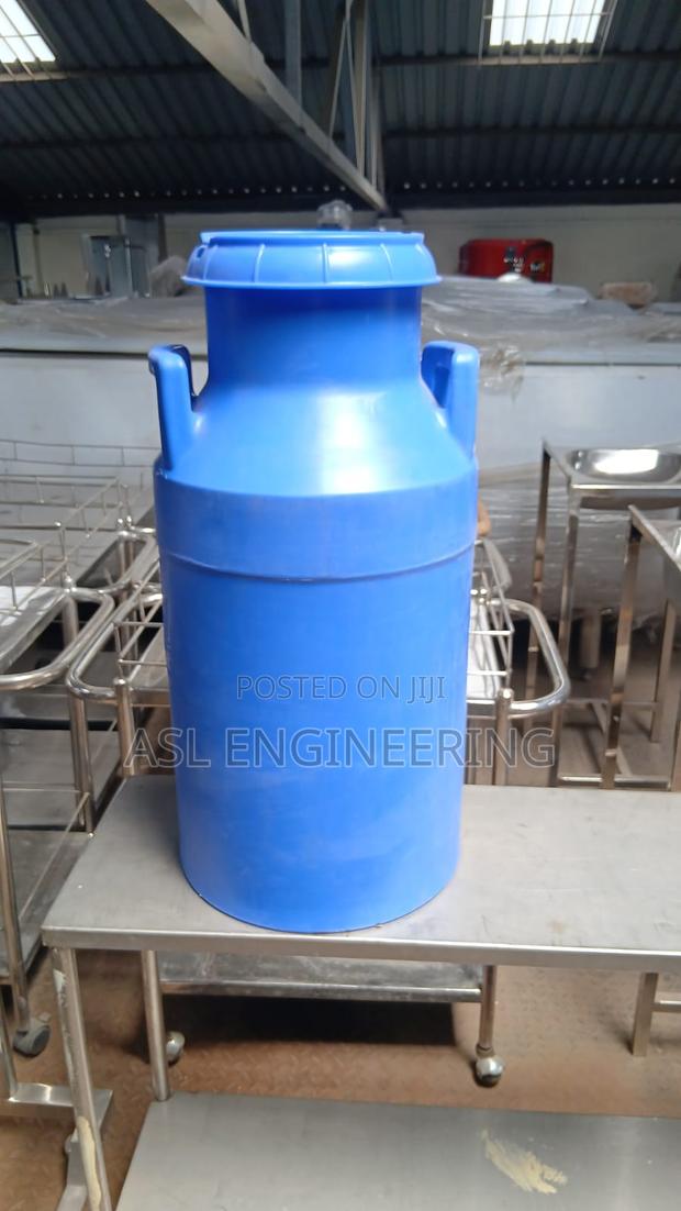 20L Plastic Milk Cans - main view