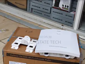 Grandstream Gwn7630lr Dual-Band Outdoor Wireless Access Point