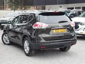 Nissan X-Trail 2014 Brown