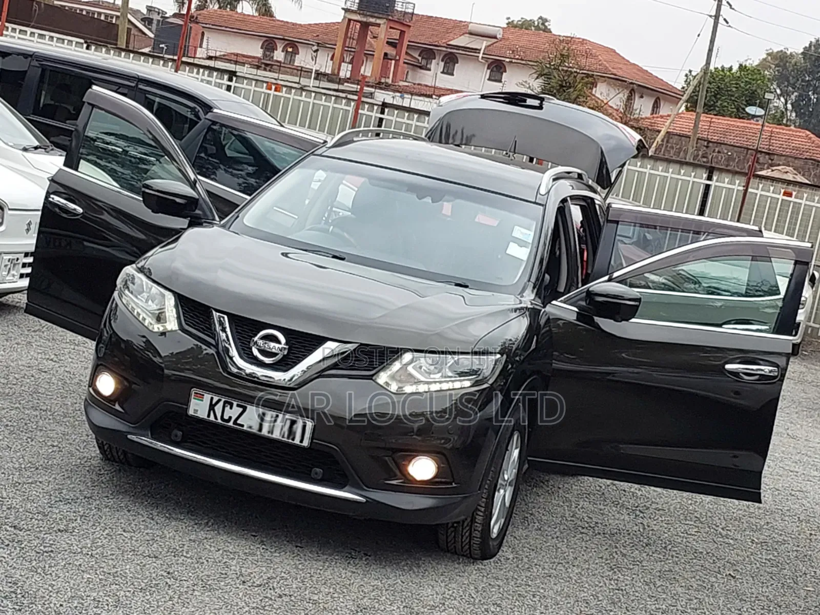 Nissan X-Trail 2014 Brown
