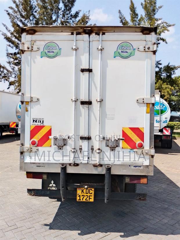 Mitsubishi Truck - thumbnail 6