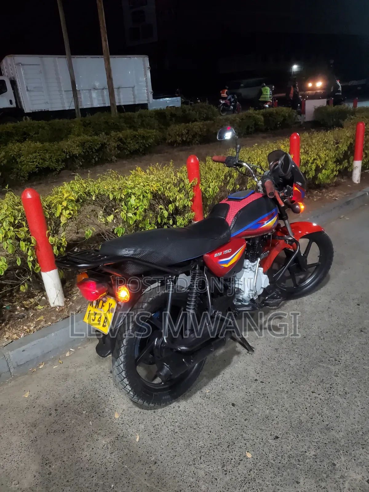 Bajaj Boxer 150 UG 2023 Red