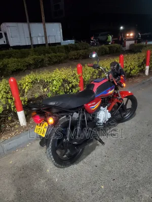 Bajaj Boxer 150 UG 2023 Red