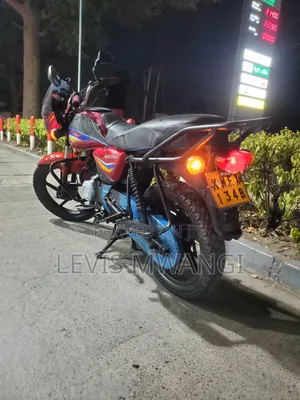 Bajaj Boxer 150 UG 2023 Red