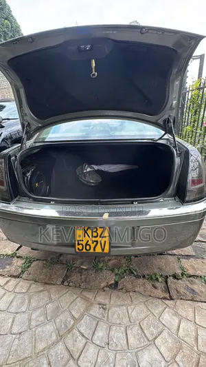 Chrysler 300C 2007 Gray