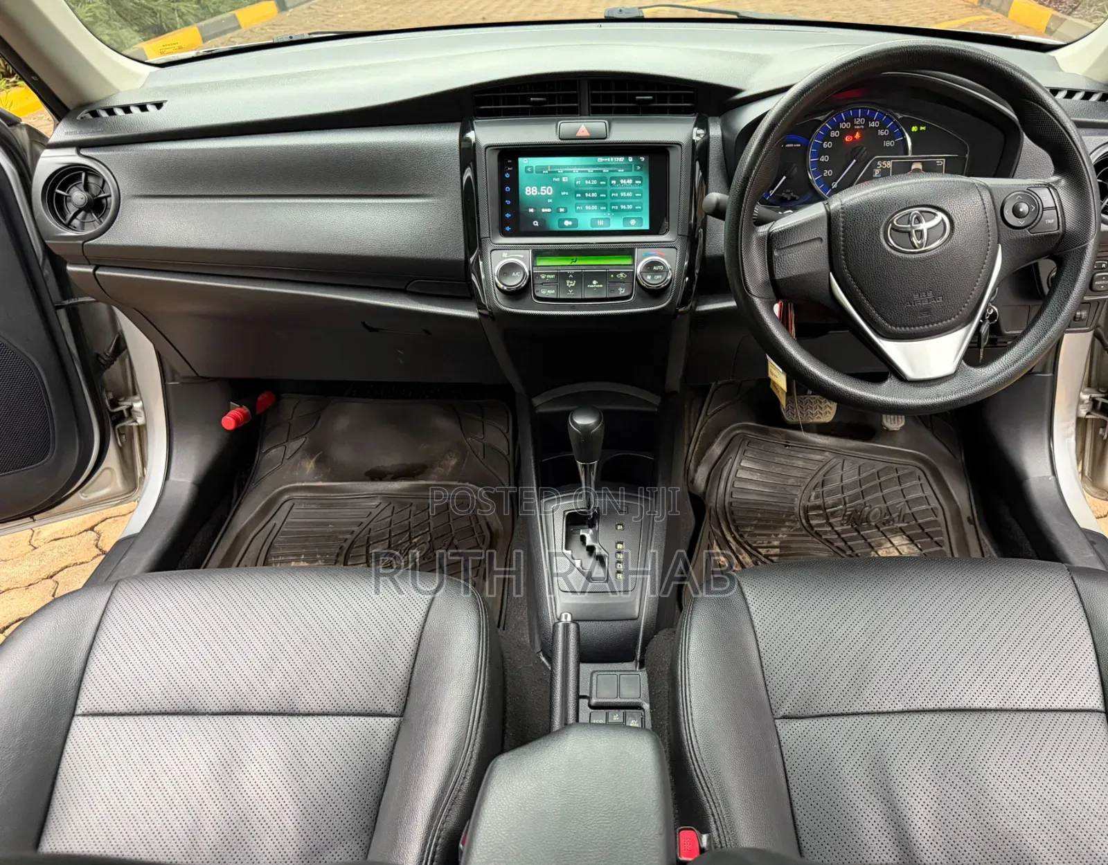 Toyota Axio 2015 Silver
