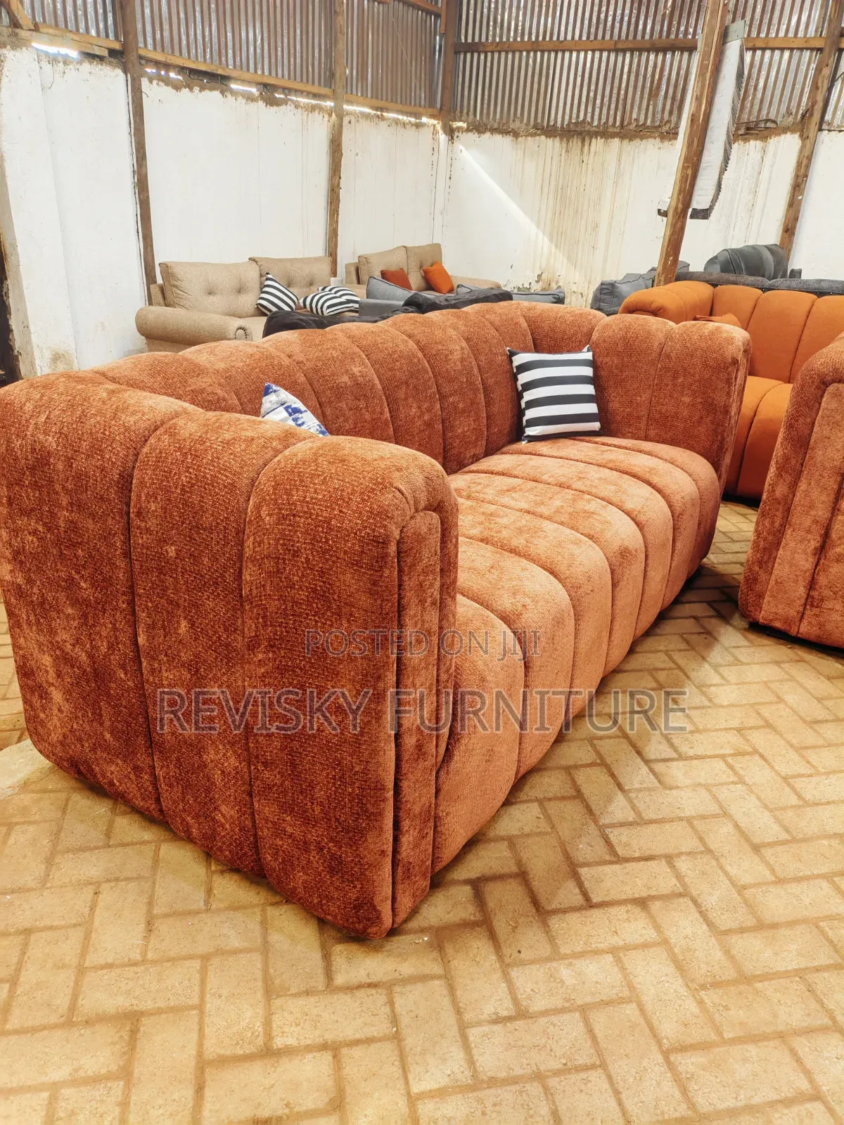 Modern , Quality Unique Bubble 3 Seater HD Sofa