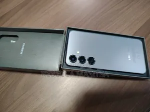 New Samsung Galaxy S25 256 GB Silver