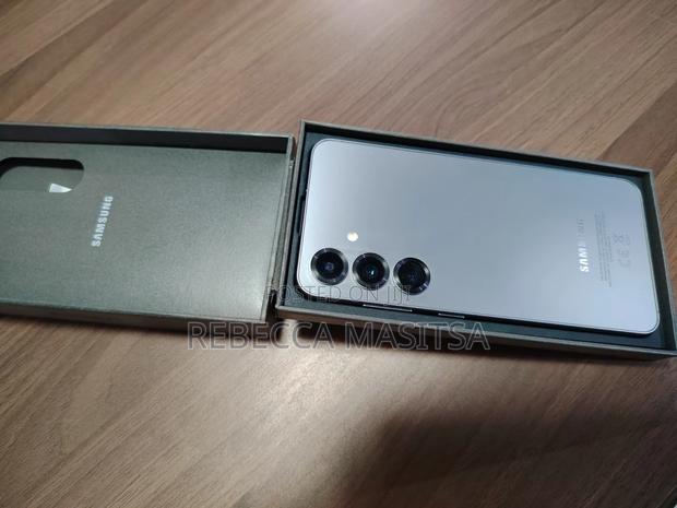 New Samsung Galaxy S25 256 GB Silver - thumbnail 5