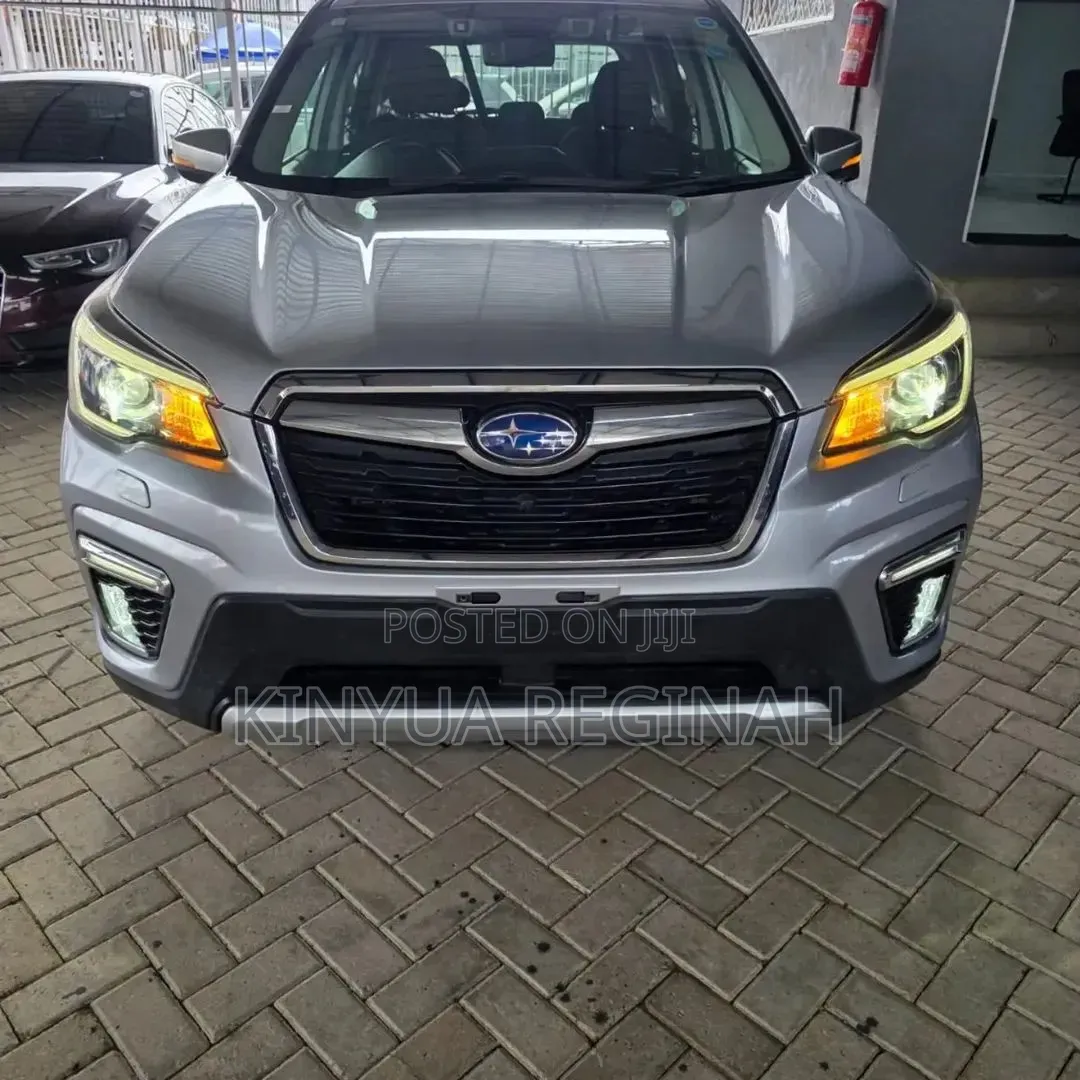 Subaru Forester 2019 Gray