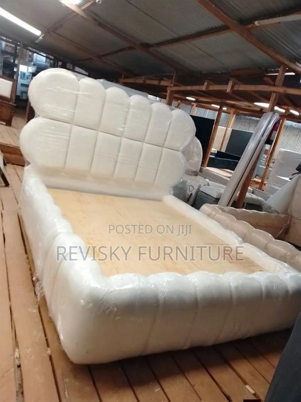 Modern Unique Bubble Beds Available - thumbnail 2
