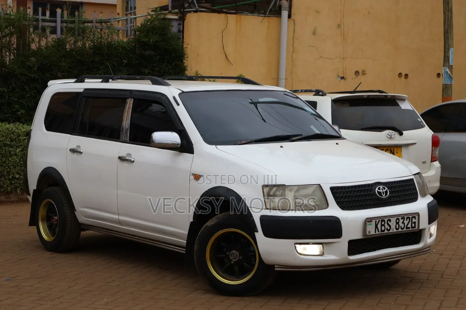 Toyota Succeed 2005 White