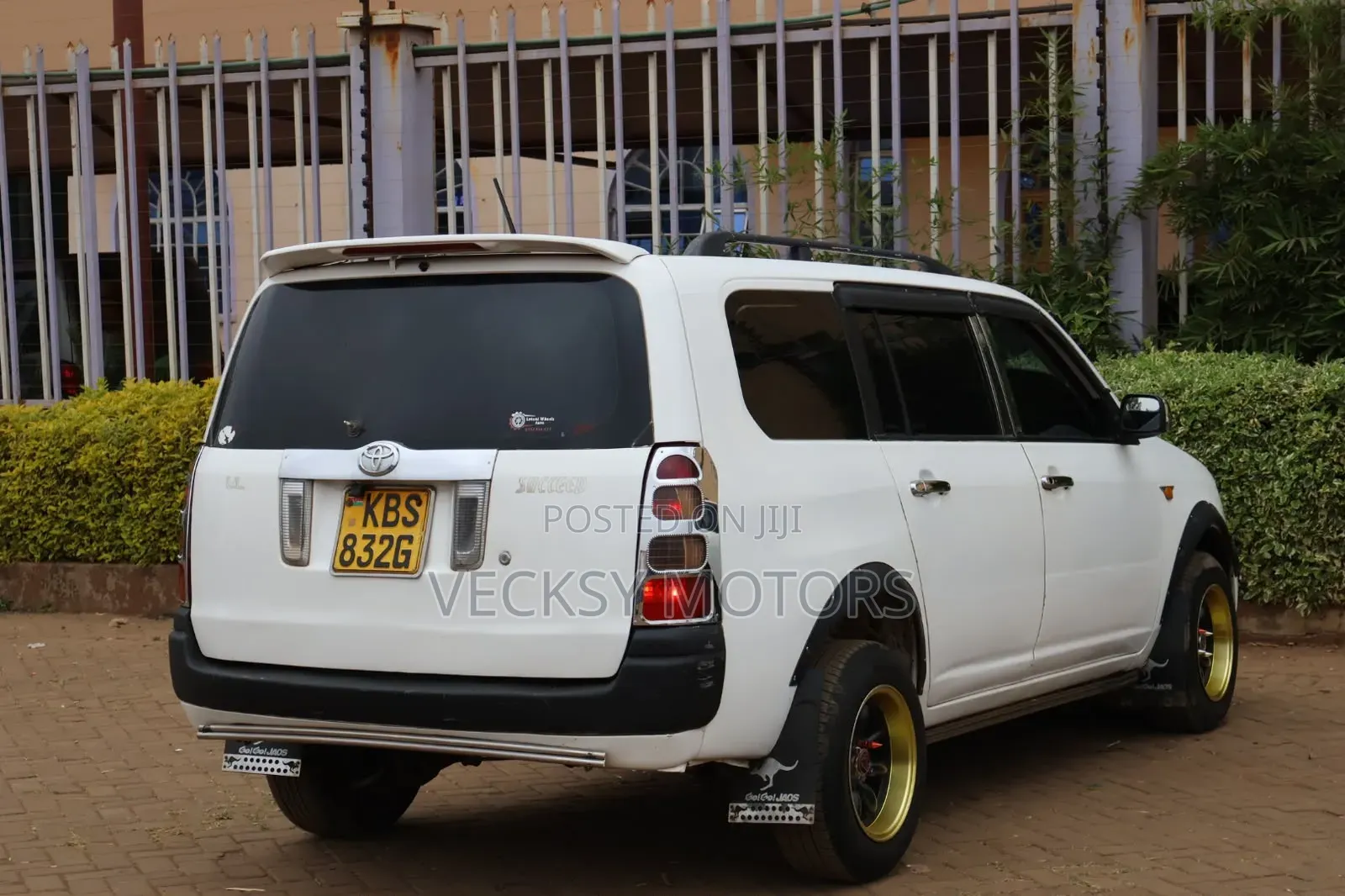 Toyota Succeed 2005 White