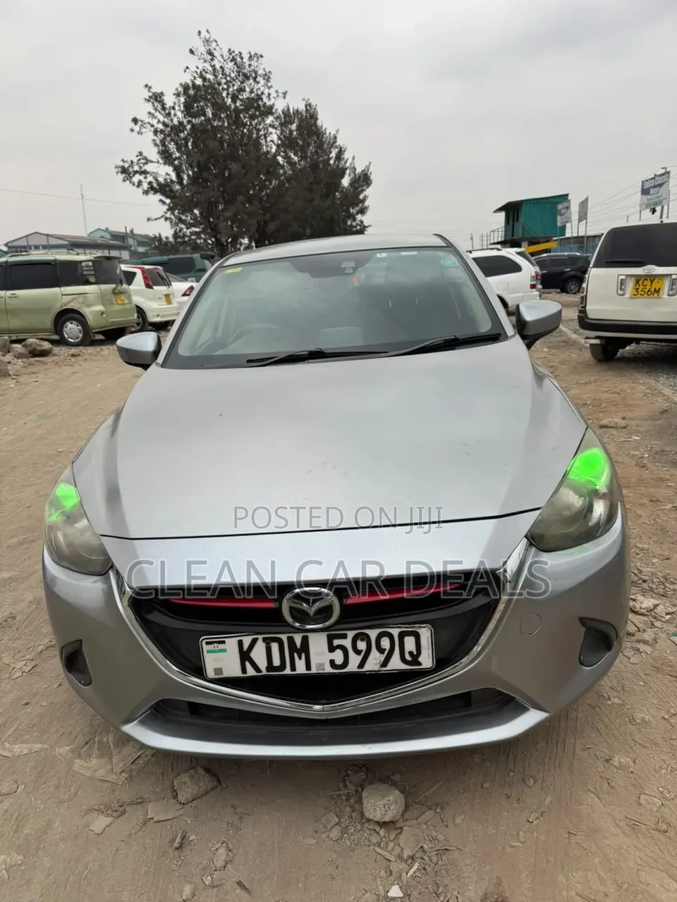 Mazda Demio 2016 Silver