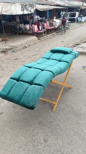 Green Lashebed
