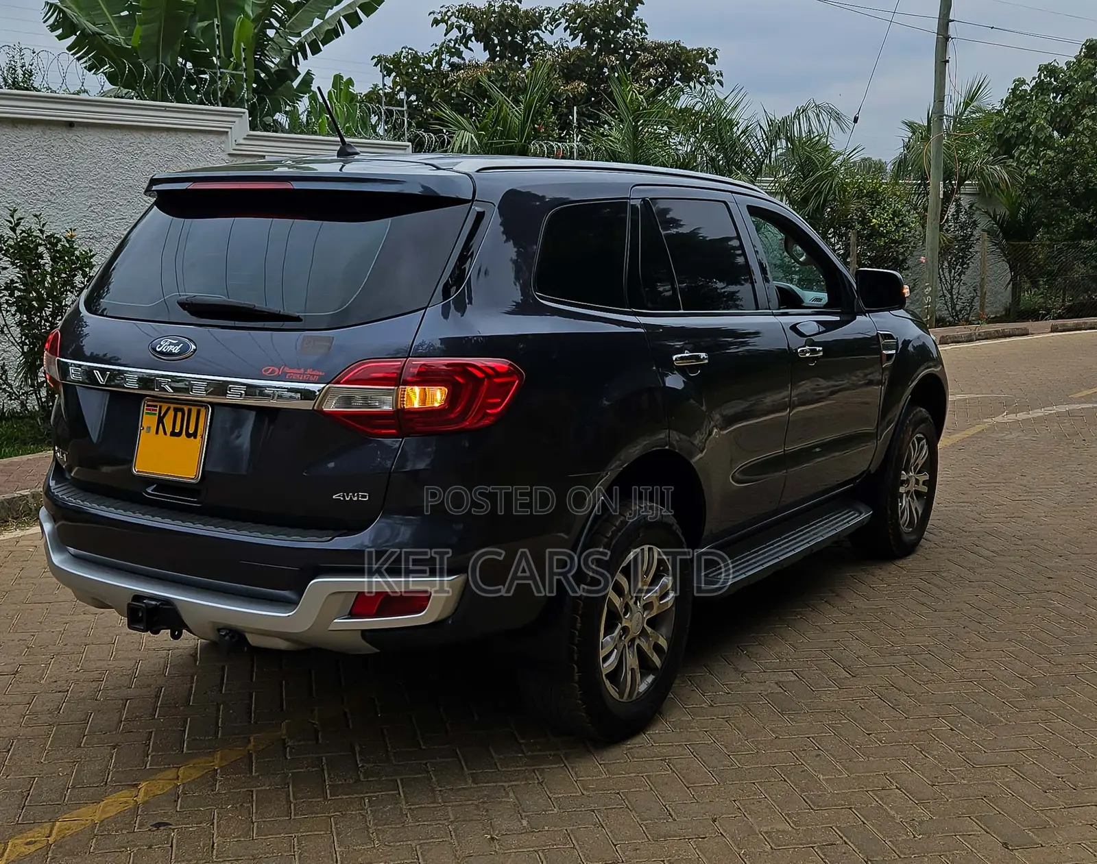 Ford Everest 2018 Gray