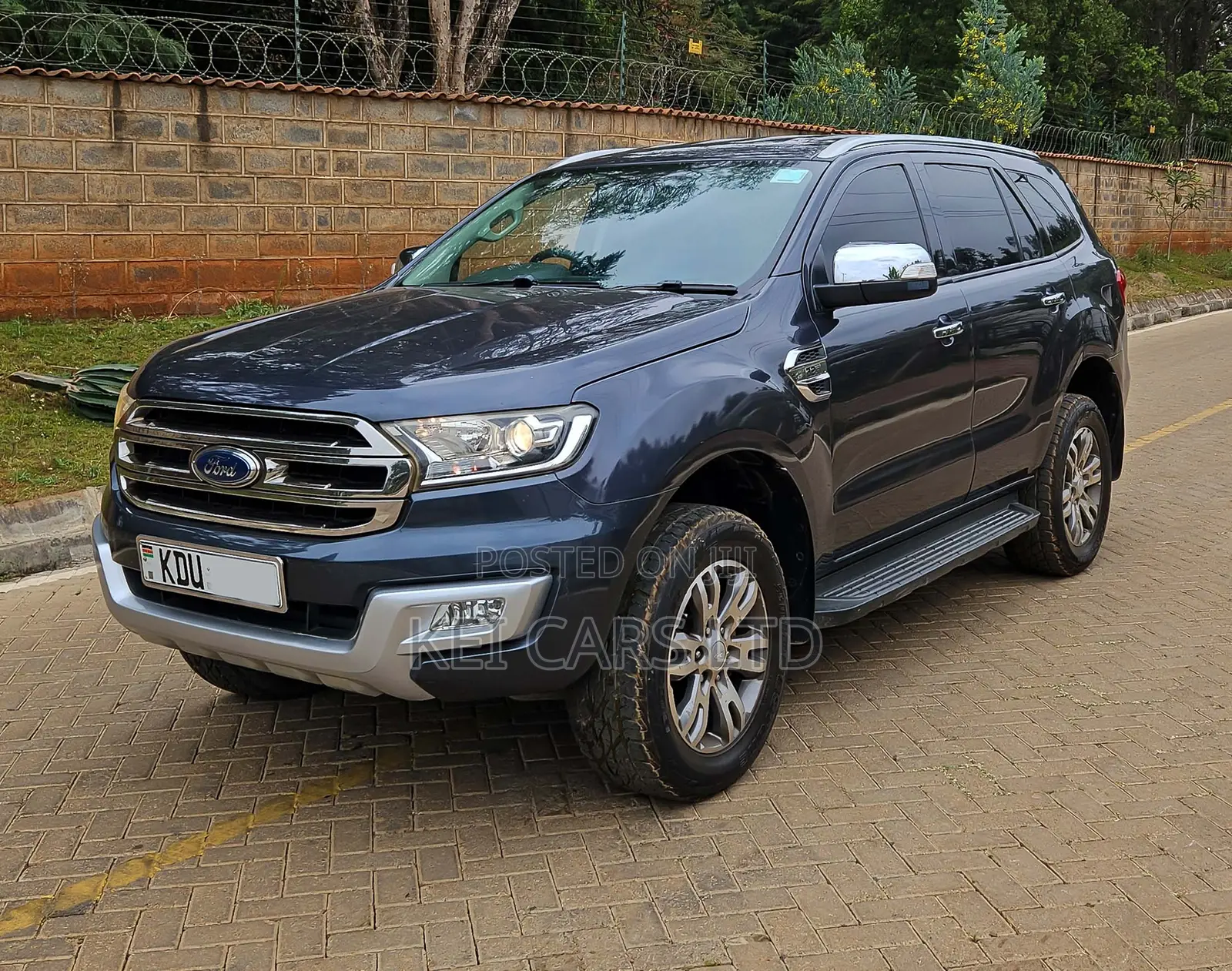 Ford Everest 2018 Gray