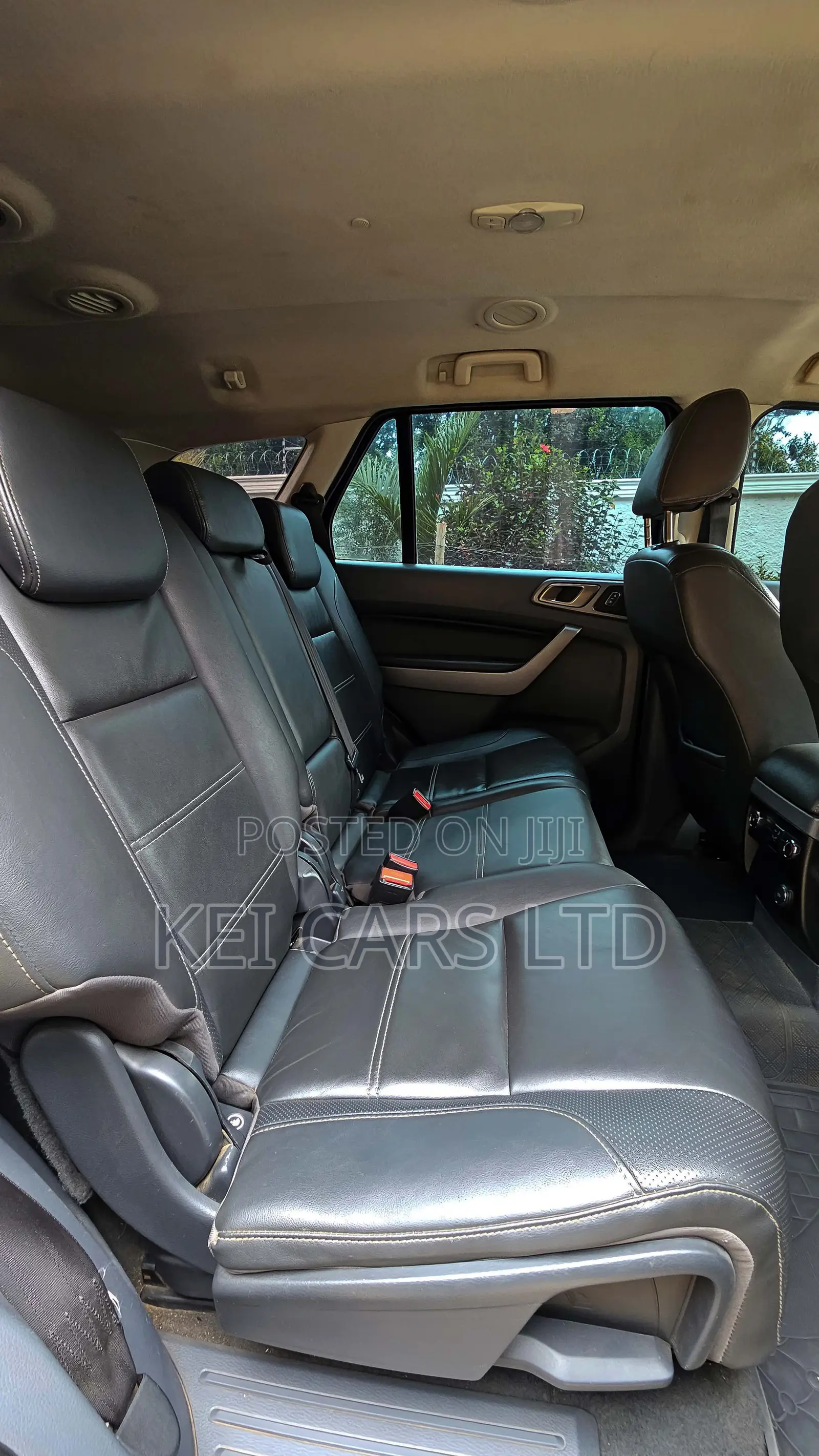 Ford Everest 2018 Gray