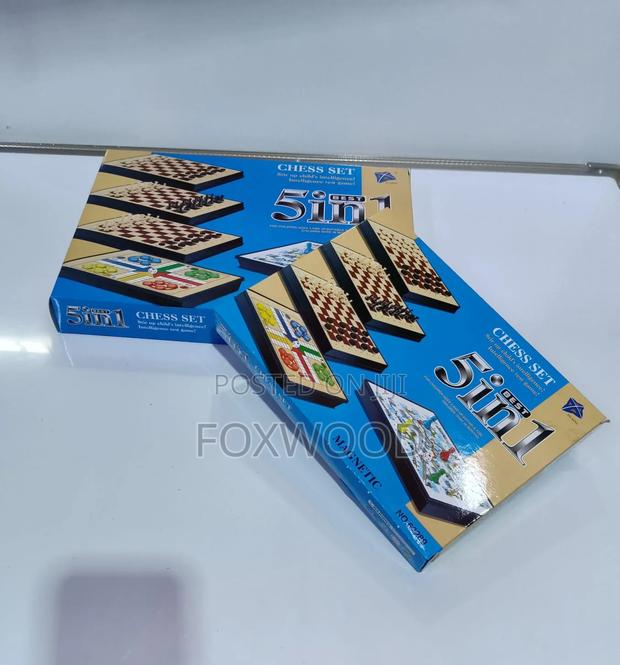 5-in-1 Magnetic Chess - main view