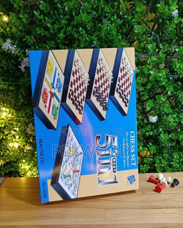 5-in-1 Magnetic Chess - thumbnail 2