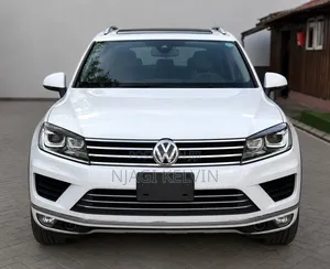 Volkswagen Touareg 2016 White