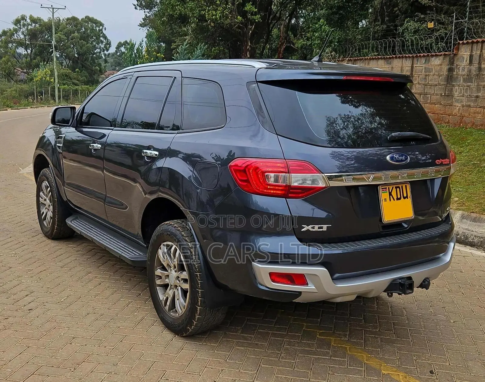 Ford Everest 2018 Gray