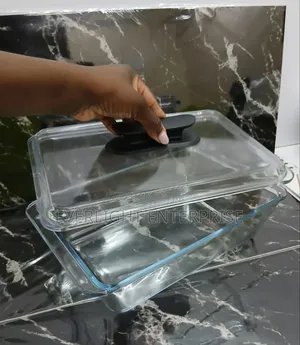 Casserole Baking /Storage Tin With Lid