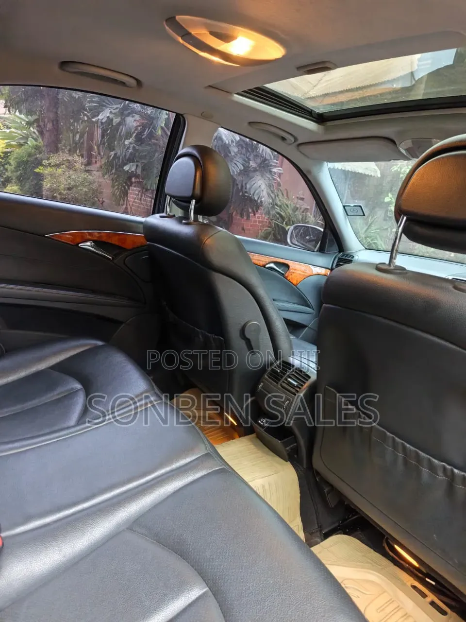 Mercedes-Benz E200 2006 Silver